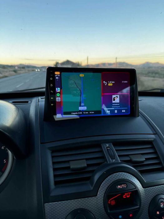 Navigatie Android 15 Renault Megane 2 Carplay Android Auto QLed Wifi