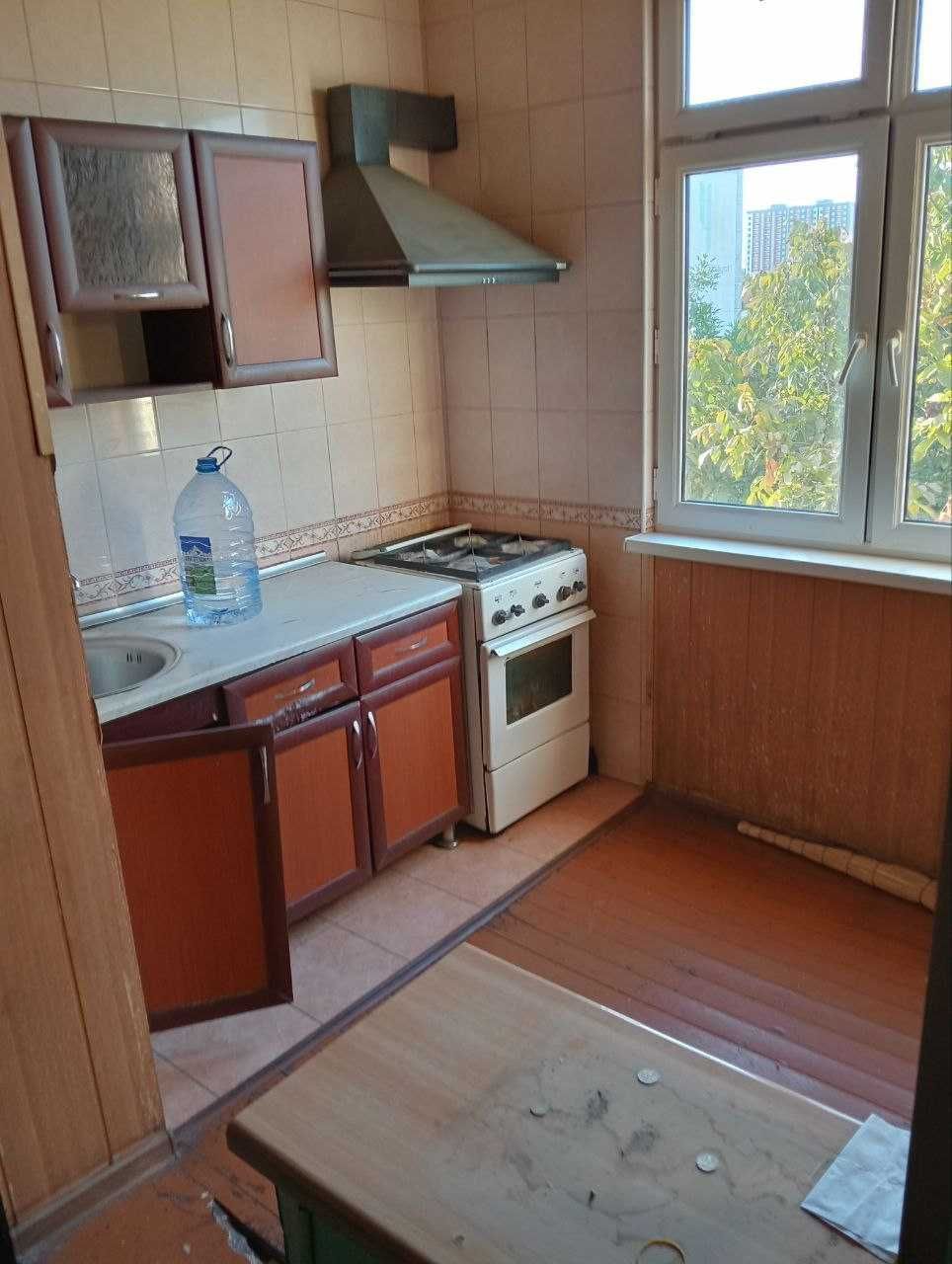 Yangihayot dostlik 1 hona4 srochno arzon bervoraman