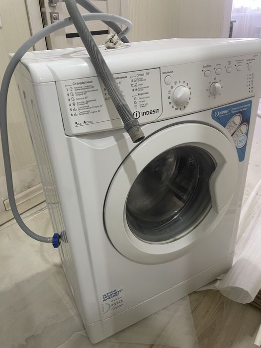 Стиральная машина Indesit