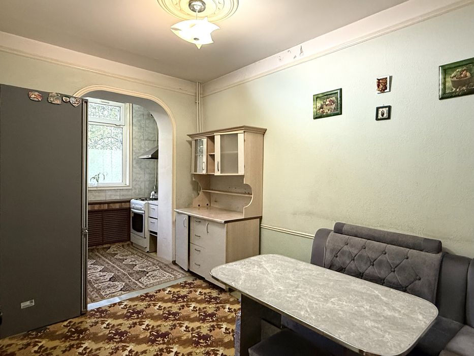 Пять комнат 5/1/4 77-ая Серия, Лисунова, Кинотеатр, Кадышева балкон3х6