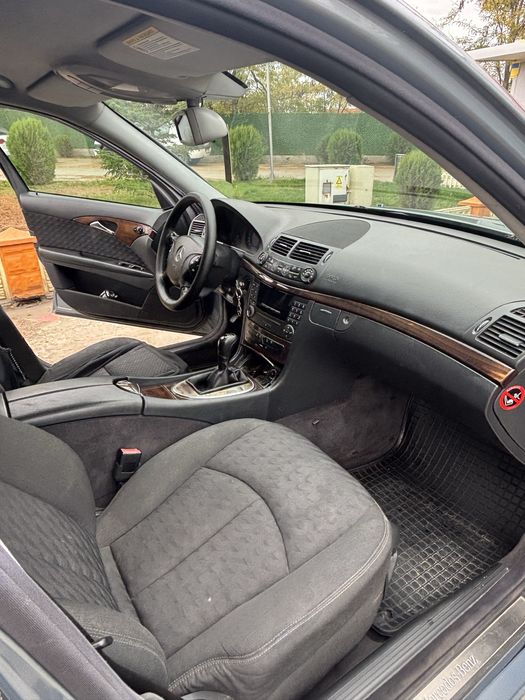Mercedes w211 E220