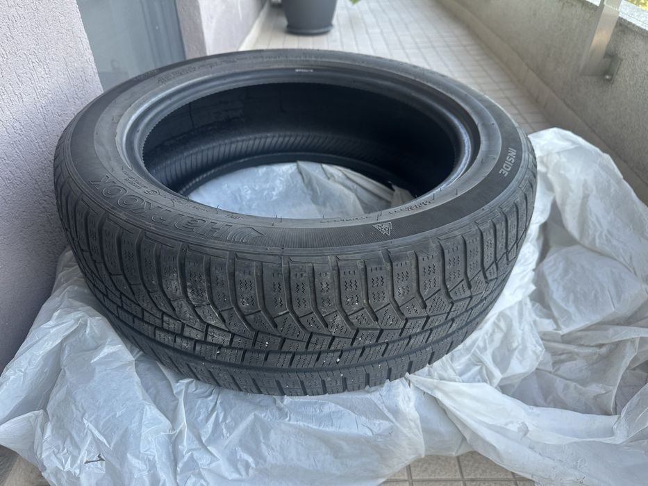 Vand doua cauciucuri iarna runflat Hankook 205/55 R17