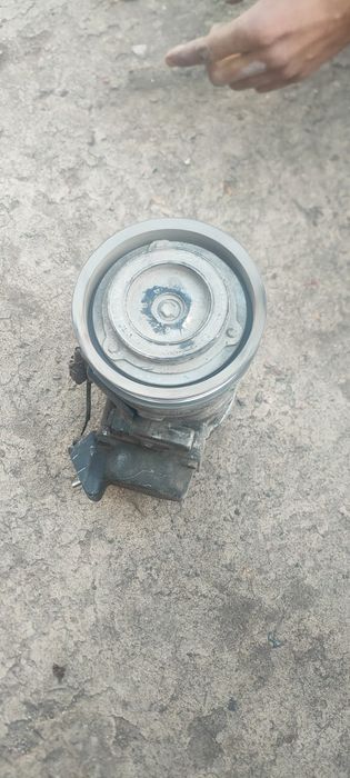 Копрсессор Тойота самры 10v6