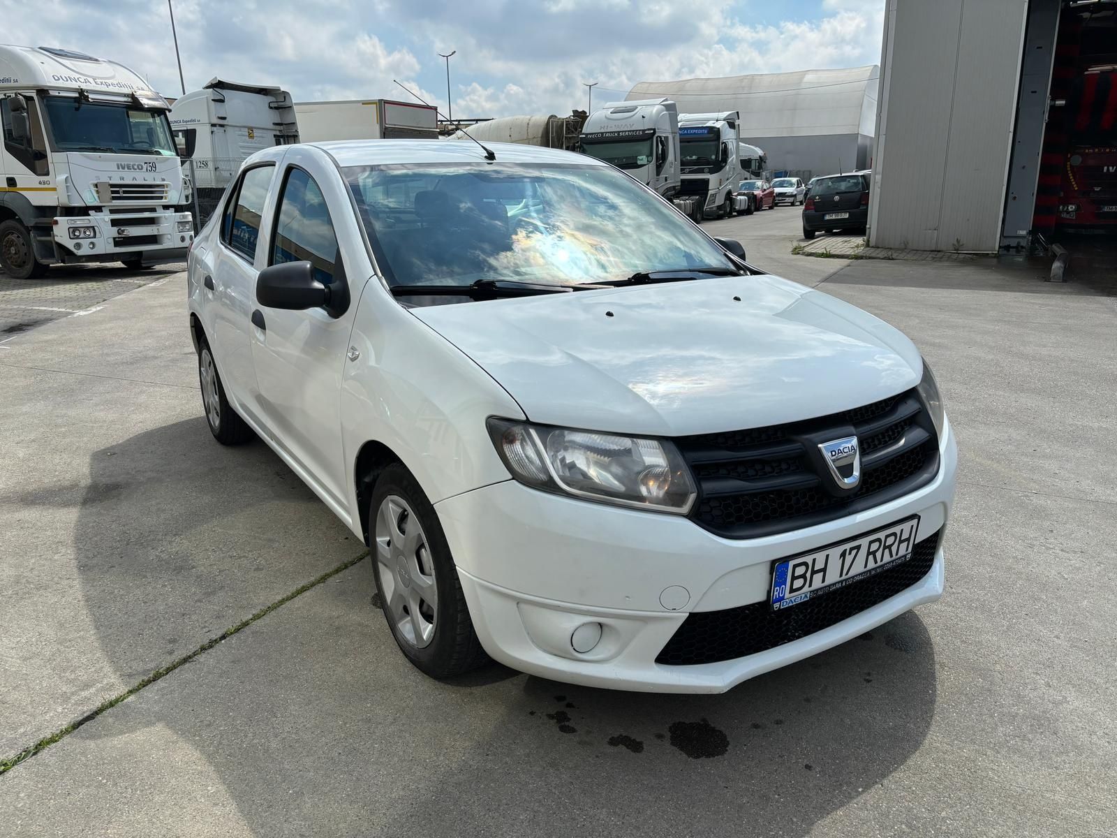 Vând sau schimb Dacia Logan benzina și gpl clima