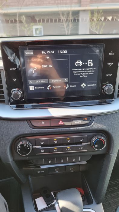 Продам Kia ceed sw на гарантии
