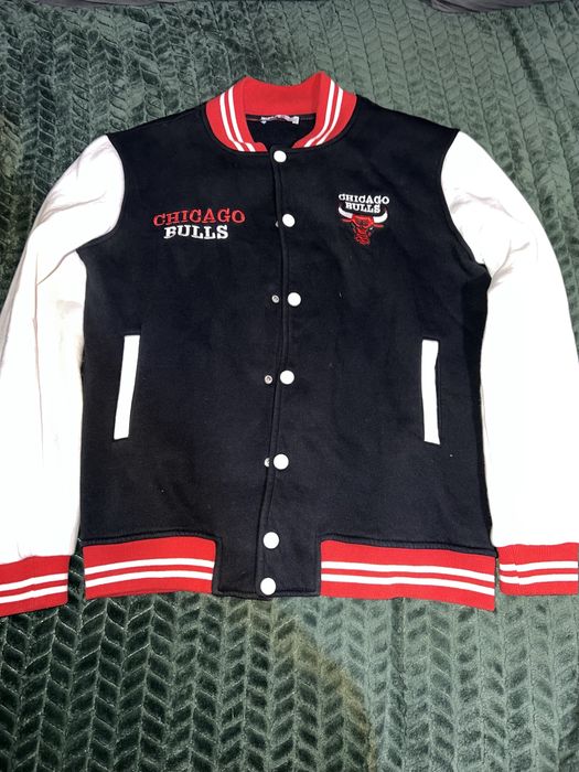 Geacă varsity Chicago Bulls – unisex, stil retro