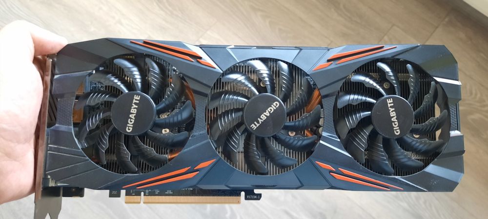 Vând placa video nvidia gtx 1070