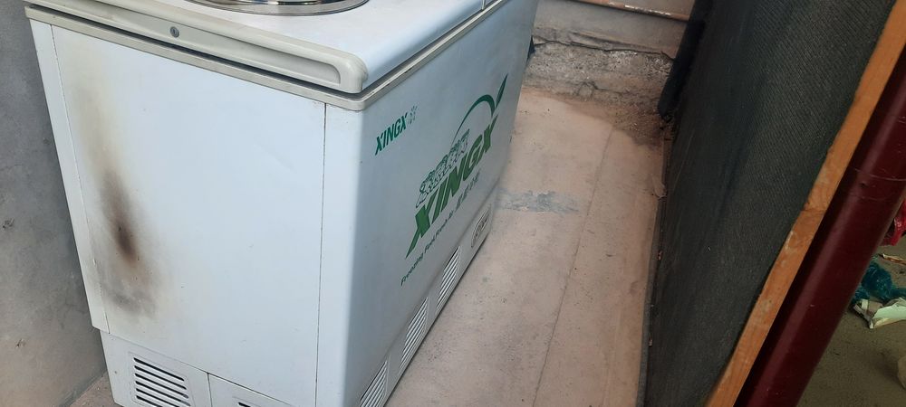 Нержавейка Стол холодильник ва морозильник Хинг сотилади.