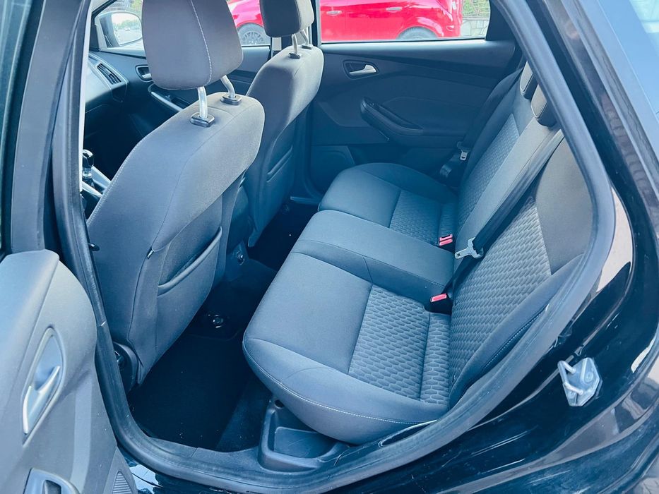 Ford Focus 3 Titanium  1.6tdci 116cp/Climă/euro 5