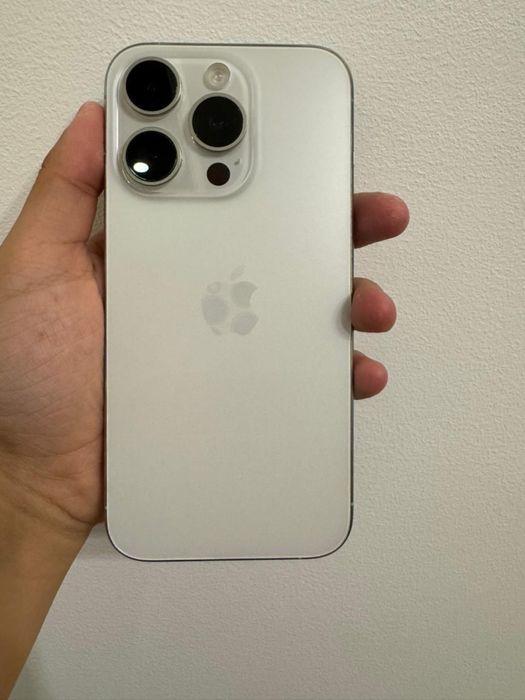 Iphone 15 pro 128gb, в идеале