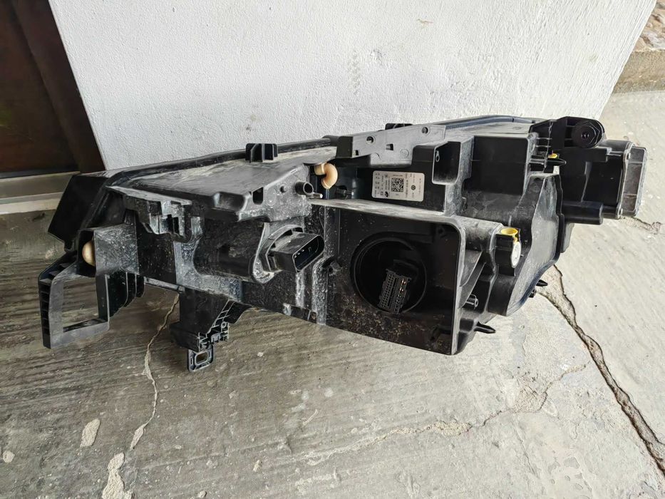 Фар VW ID4 десен Оригинален