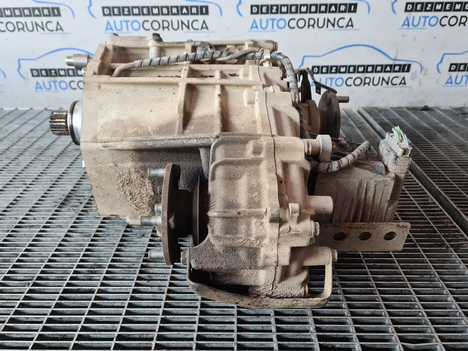 Cutie de Tranfer Grup Fata Toyota Land Cruiser J12 3.0 D - 4D 2002 - 2010 163CP Manuala ...