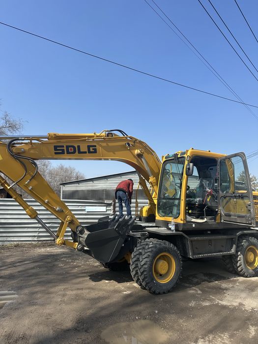Экскаватор аренда услуги каток погрузчик