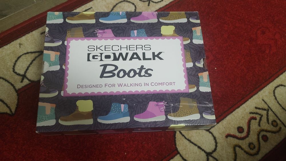 Vând ghete skechers 36