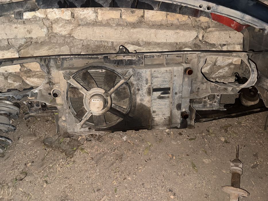 Голф 3 на части 1.9 тди 90 коня