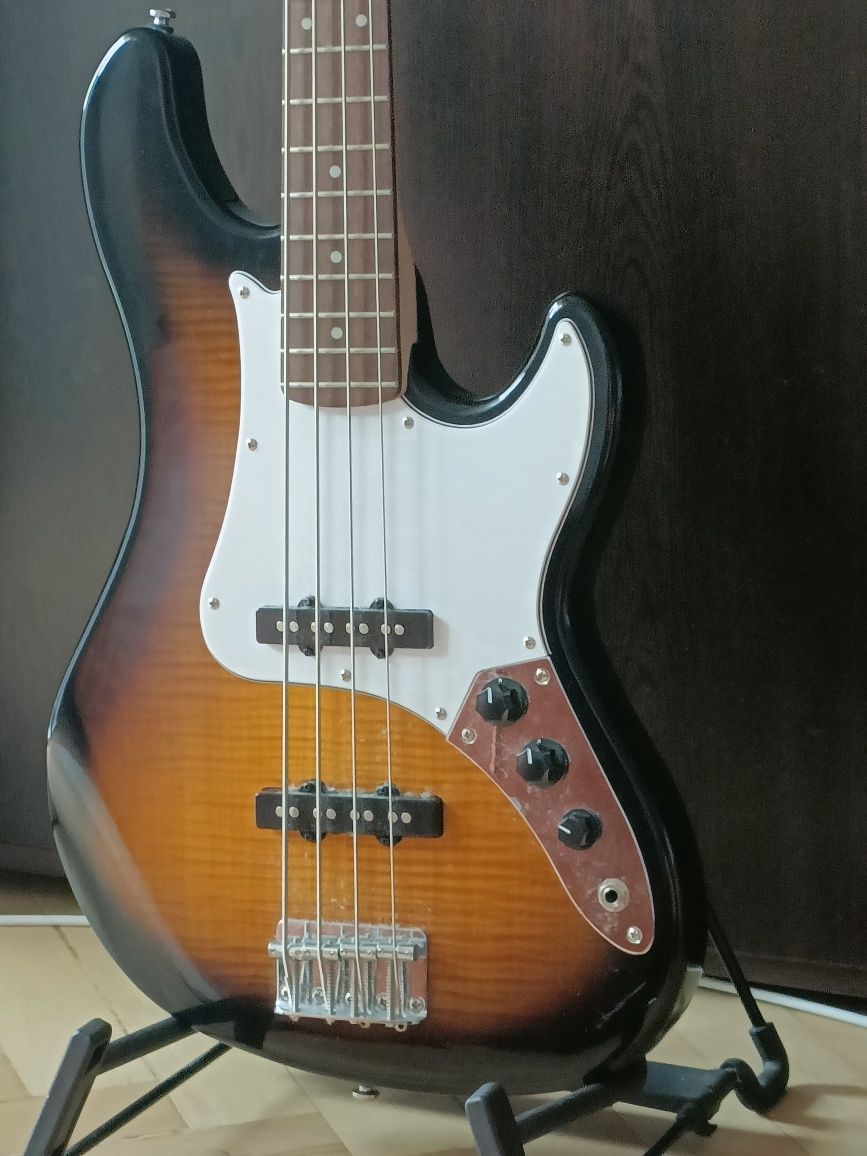 Chitară  Bass Cort