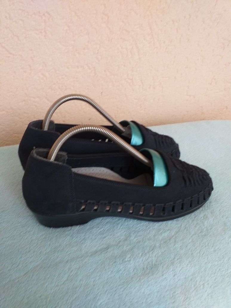 Pantofi noi Rieker piele nr 39