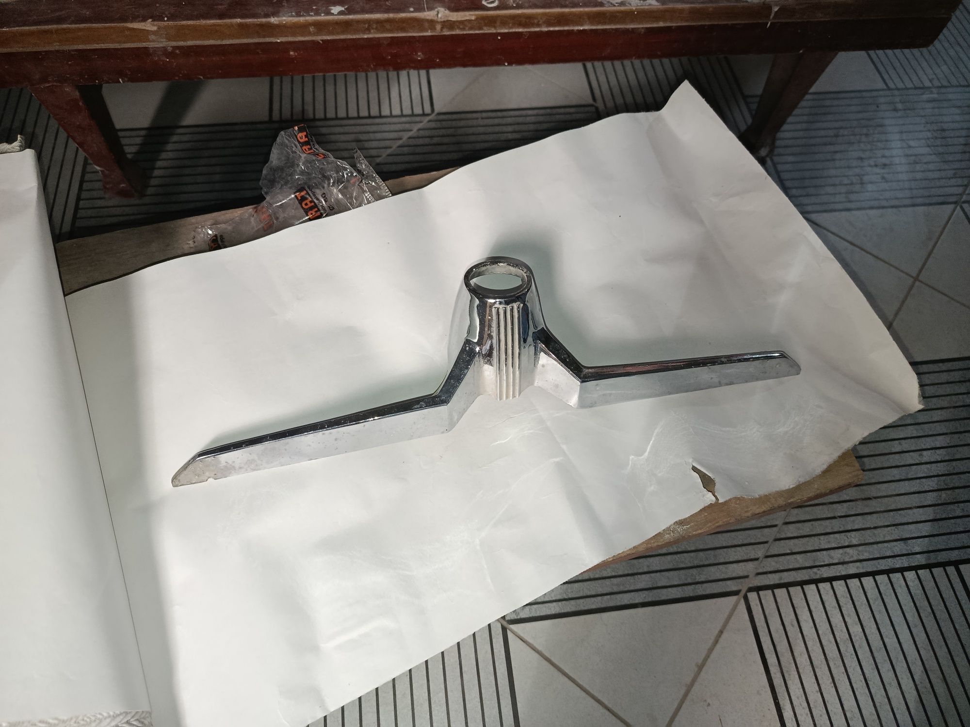 Эмблема Газ волга