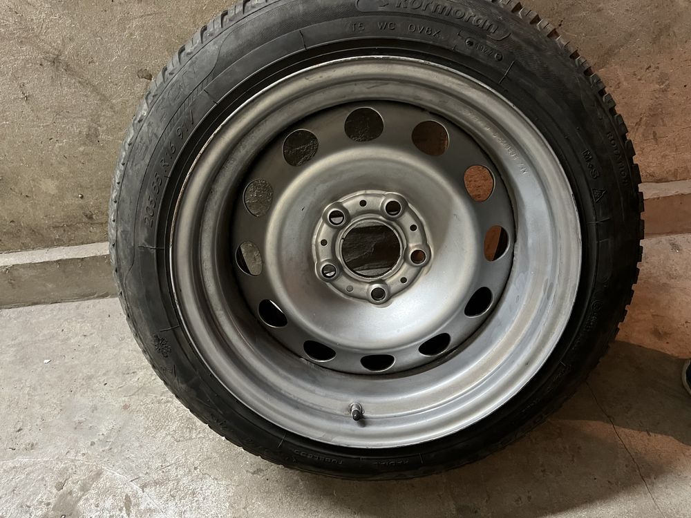 16 5х120 BMW джанти с гуми