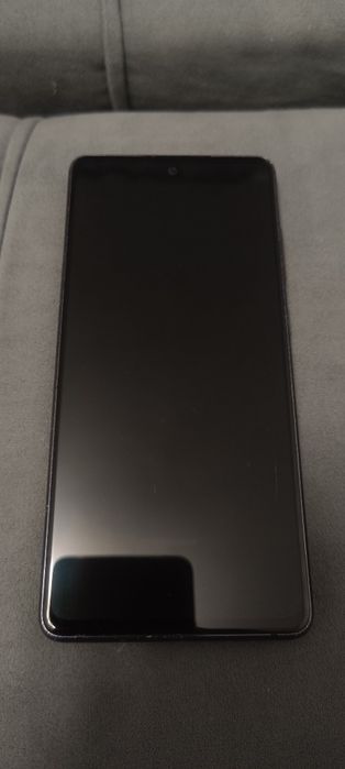 Смартфон Samsung Galaxy S20 FE