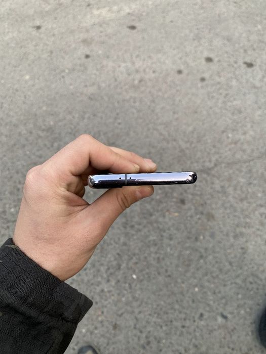 Samsung S21   5G  256gb