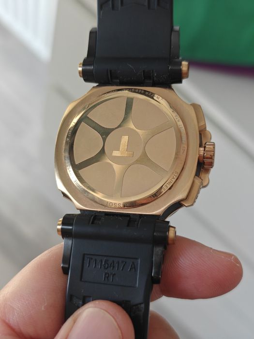Tissot T-race rose-gold