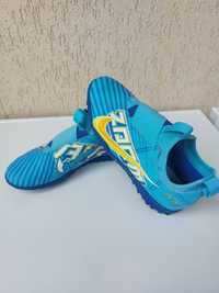 Vand adidasi fotbal Nike KM