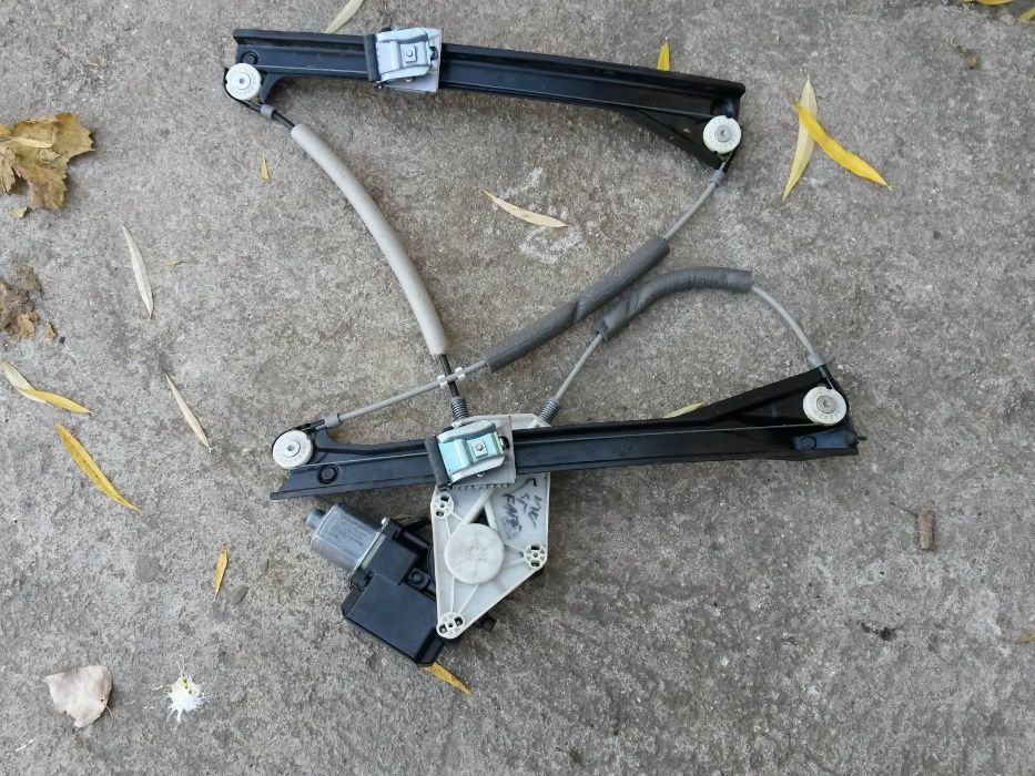 macara geam electric cu motoras usa fata  st  sau dreapta vw polo 6r