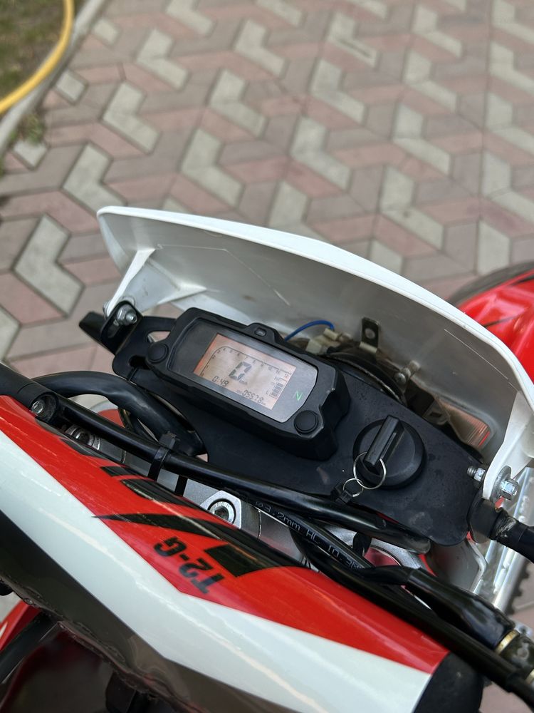 Продам эндуро Kayo T-2G