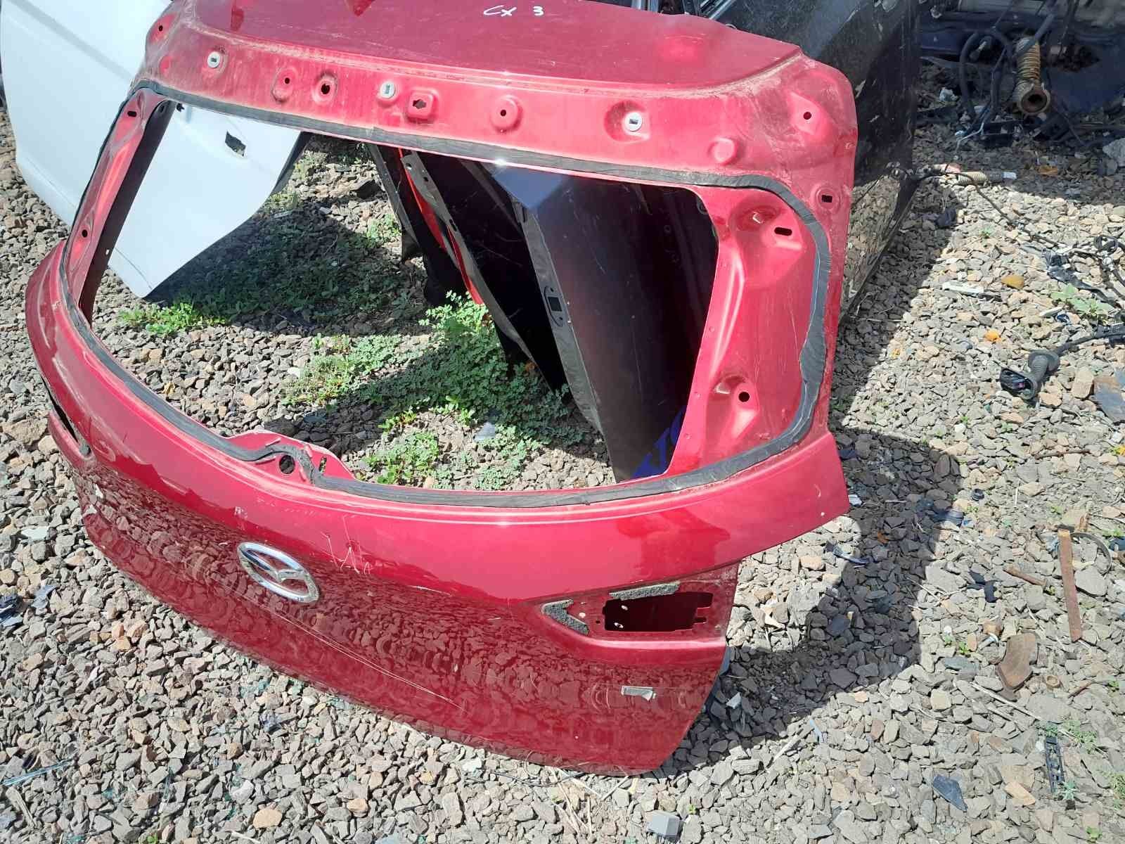 Заден капак за mazda CX3