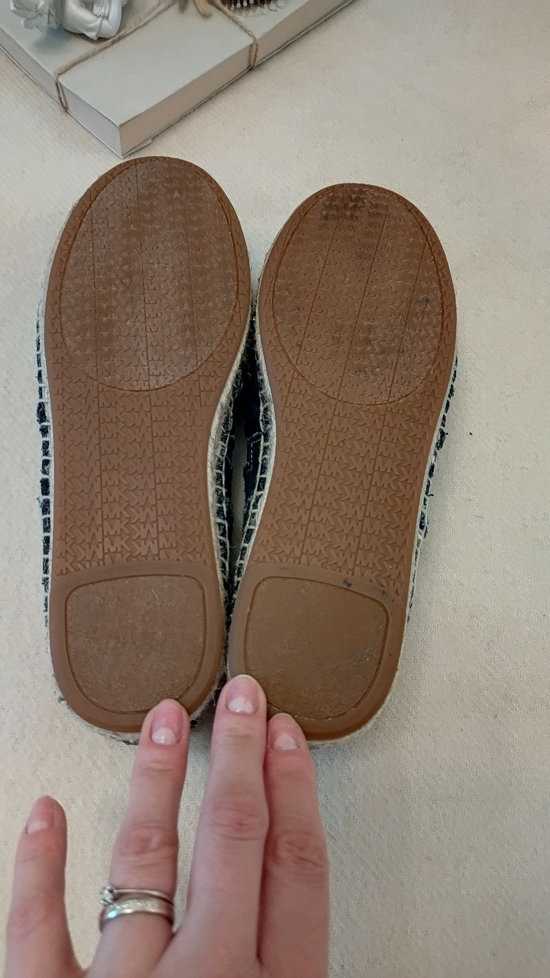 Michael Kors espadrile