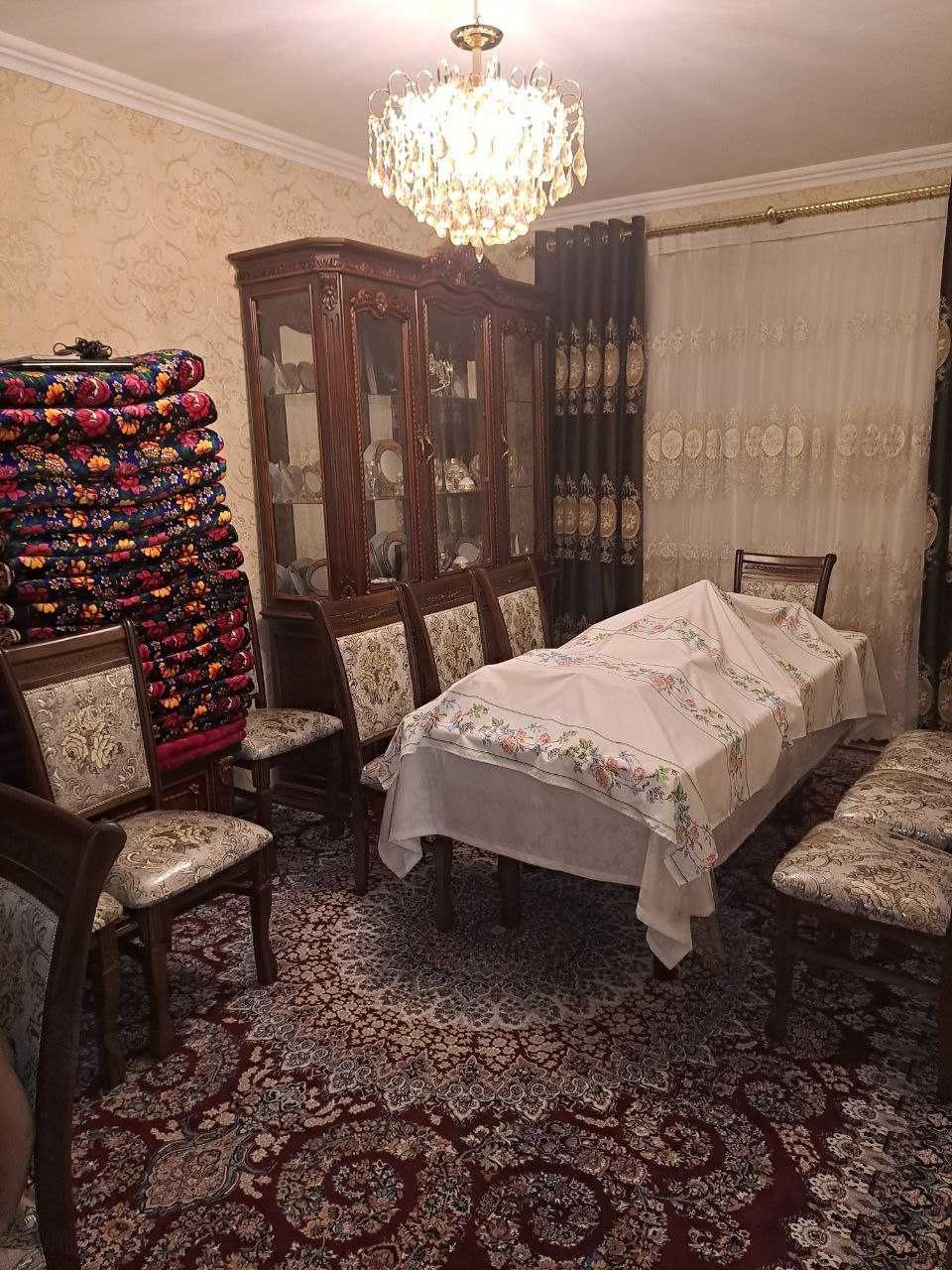 Срочно сотилади. Ўй ўзимники, бекорчилар безовта қилмасин