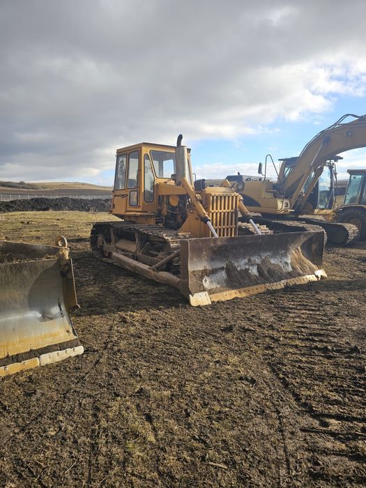 Vand buldozer caterpilar