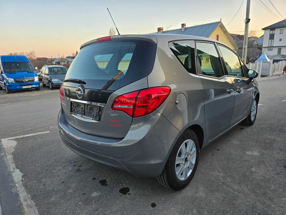 Opel Meriva B 2011