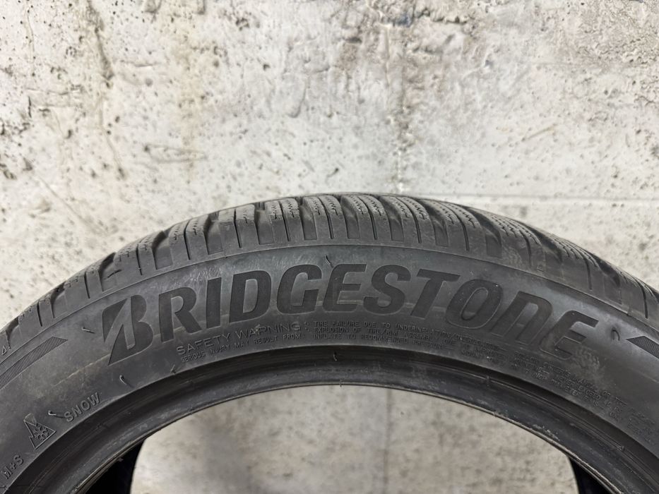 Продавам 4бр. Bridgestone Blizzak LM005 225/50 R17