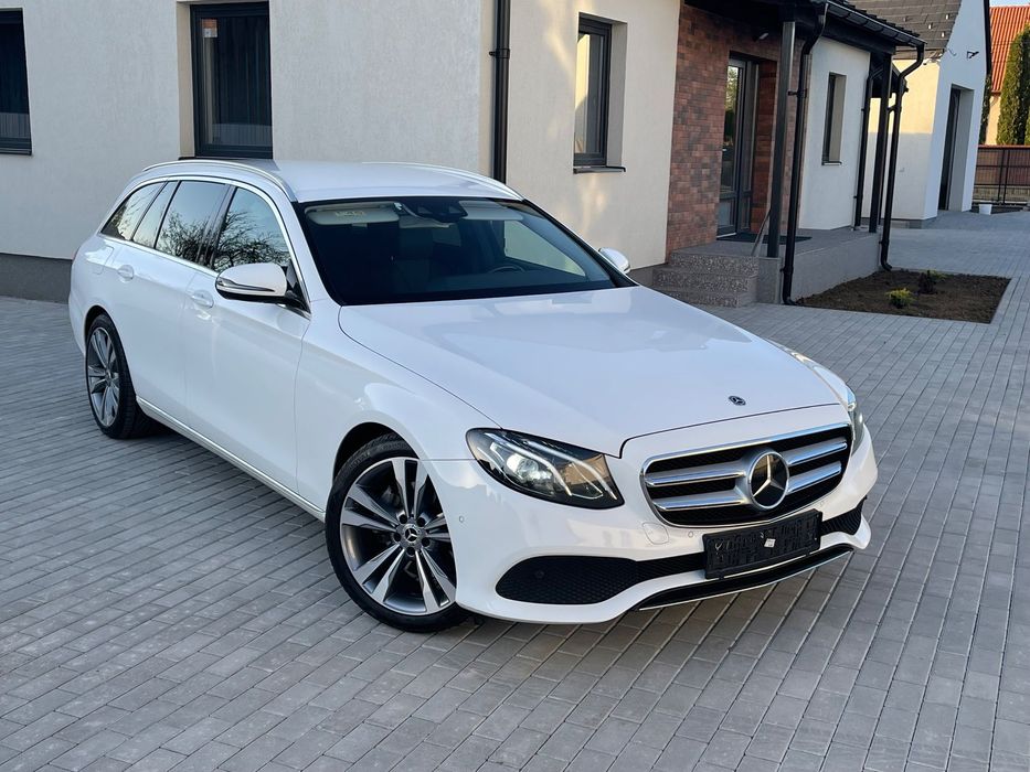 Mercedes-Benz E Mercedes Benz E 220d 4Matic 9G-Tronic Avantgarde