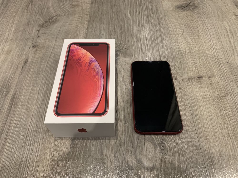 iPhone XR 64GB RED