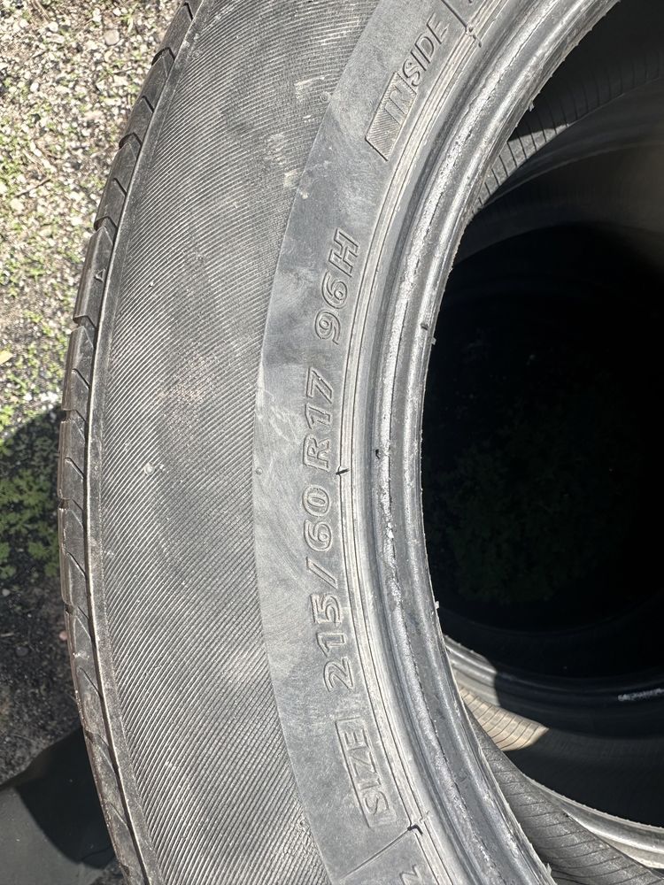 Шины 215/60 R17