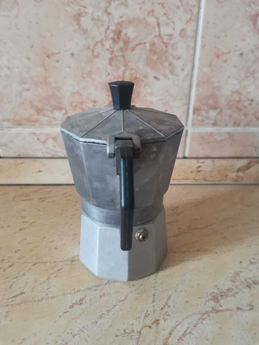 Cafetiera aluminiu pentru aragaz