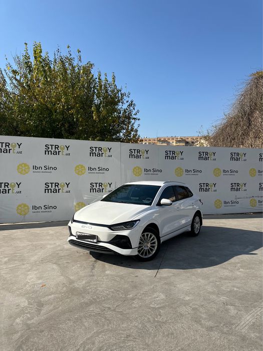 “Build Your Dreams” Byd E2