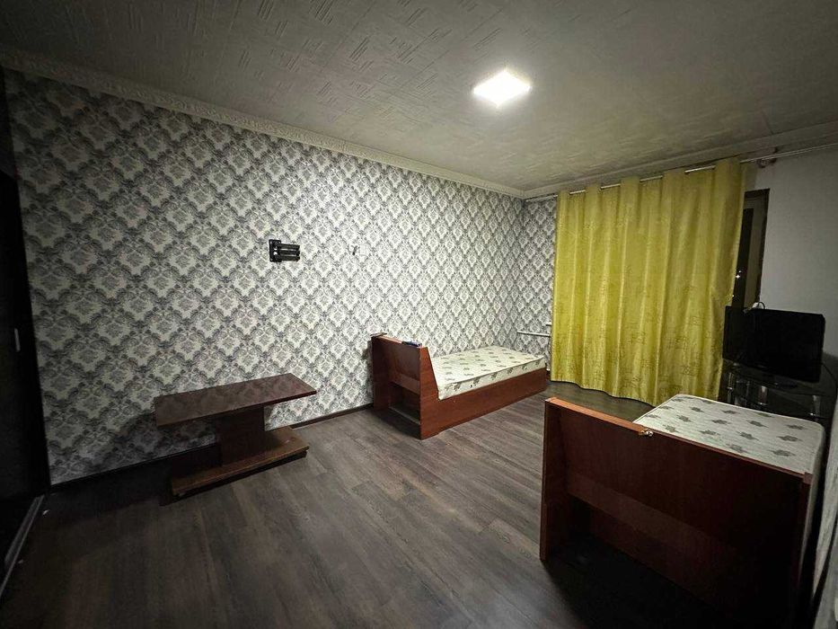 Продаётся на Асалободе (Слонима) 2/4/4, кирпич, возле Инбазара