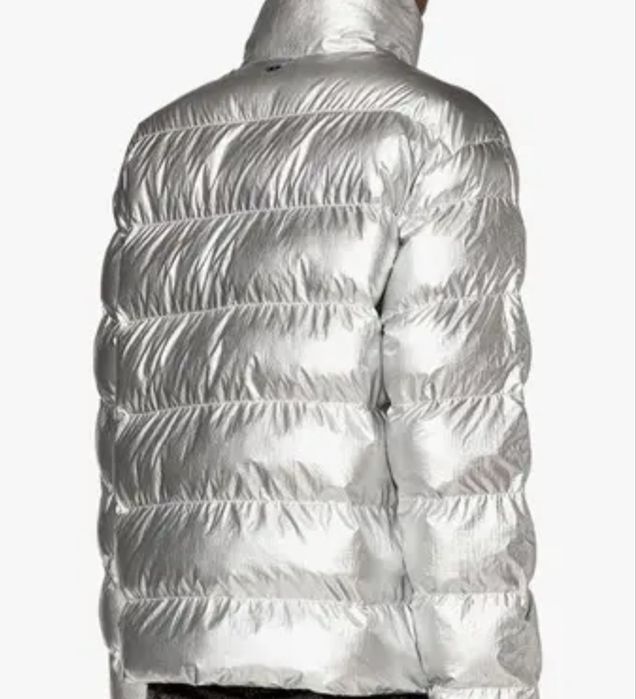 DIESEL яке сребърно , промазан шушляк!