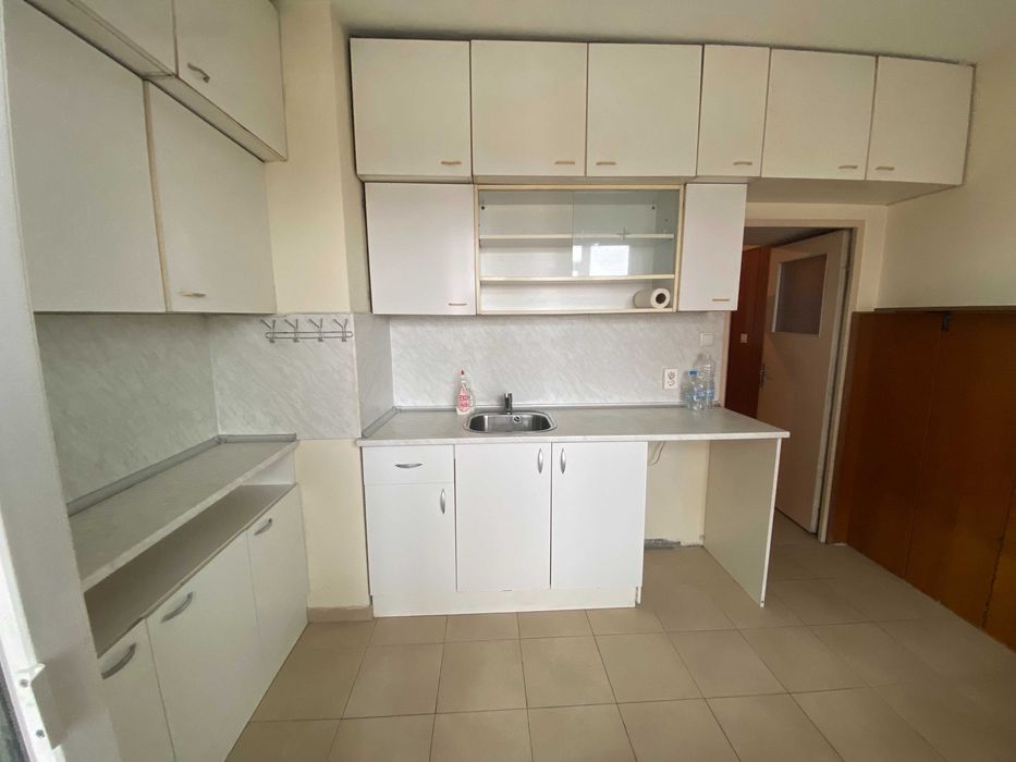 Продава се Тристаен апартамент в София, Банишора - 84 кв.м за 2500 €/кв.м - Снимка #2