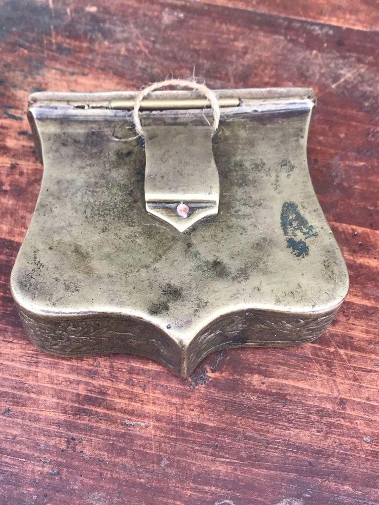 Recipient de praf de pusca din bronz anii 1762