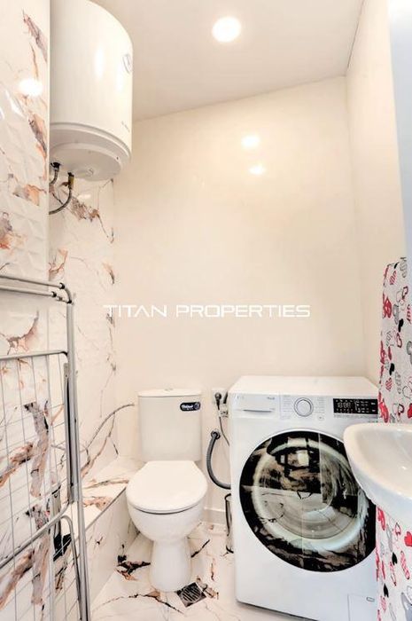 Дава се под наем Тристаен апартамент в Варна, Галата - 85 кв.м за 850 € - Снимка #9