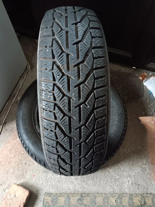 Cauciucuri iarna 185 65 r 15