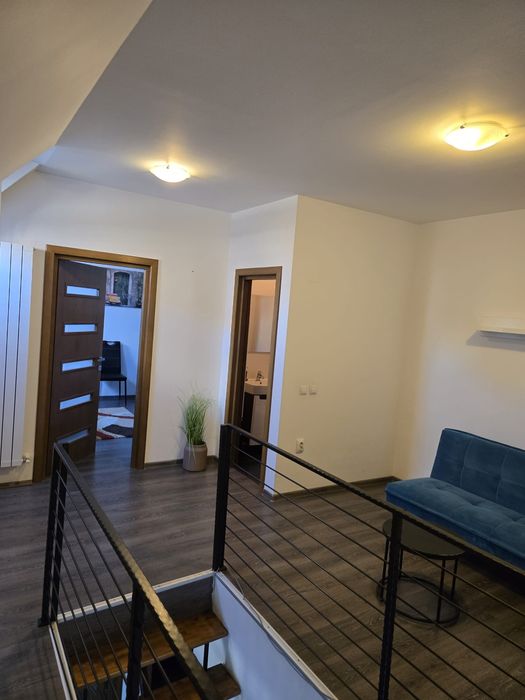 Proprietar vind Penthouse  85 mp+40 mp terasa in Tractoru,