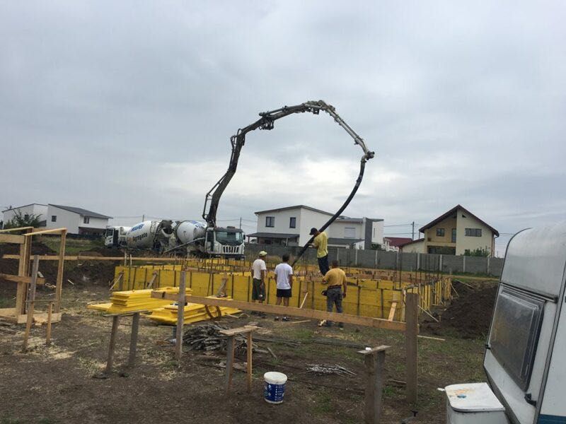 Realizam case la rosu si obtinem autorizatii de constructie!