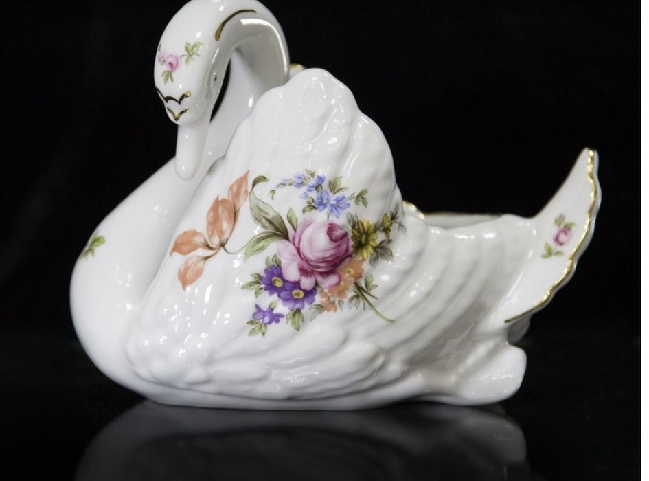 Фарфорывый набор из нескольких предметов