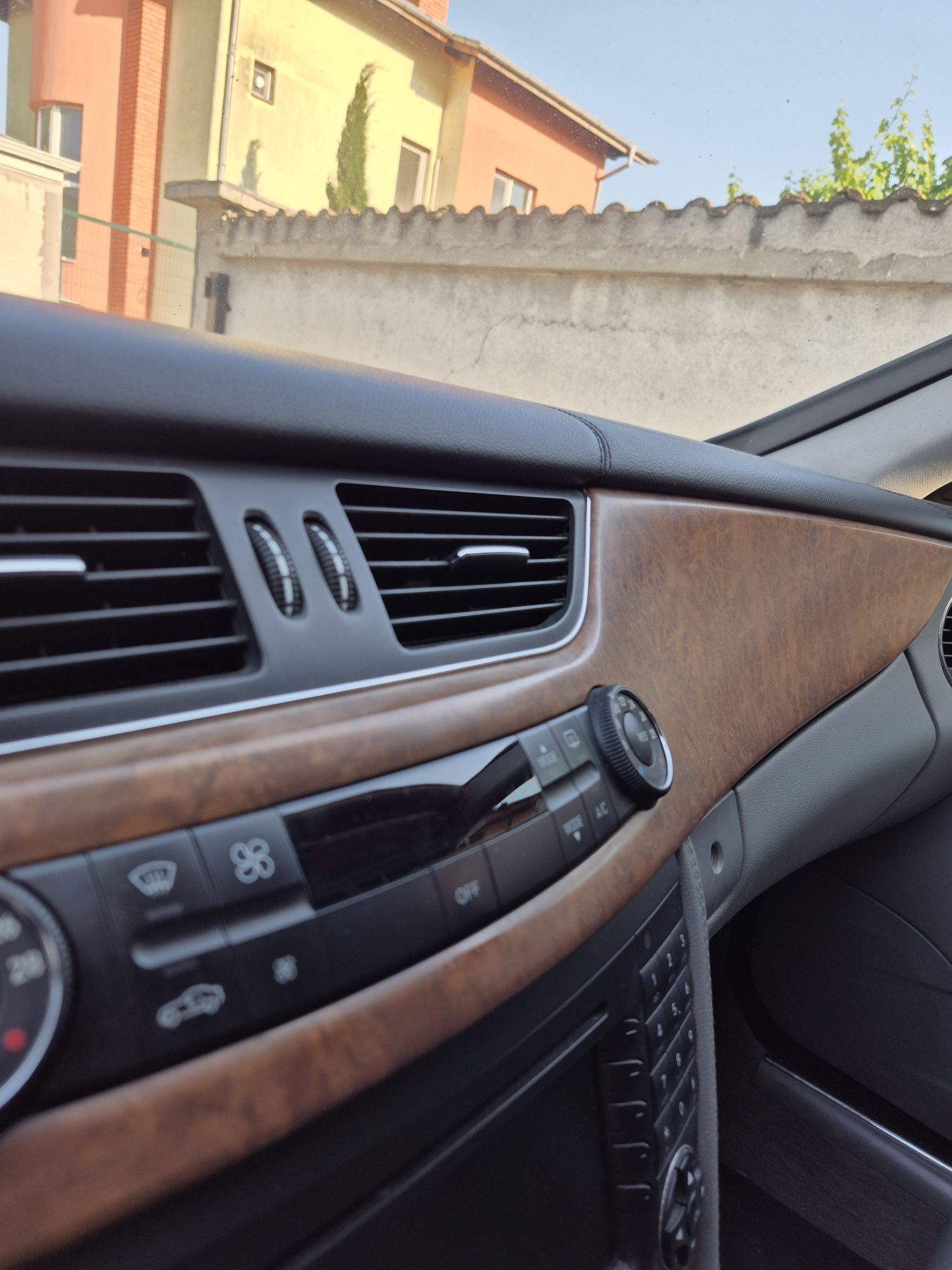 Mercedes CLS 320